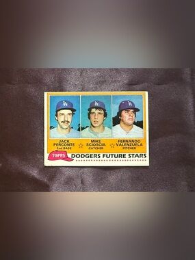 Jack Perconte, Mike Scioscia & Fernando Valenzuela #302 Topps, 1981, Rookie Card